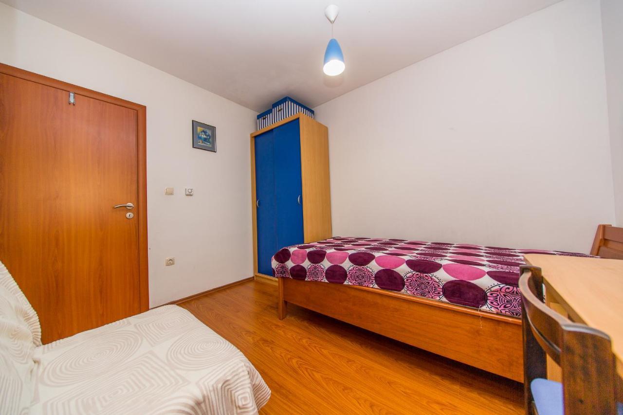 Apartment Luni 로크바 로고즈니차 외부 사진